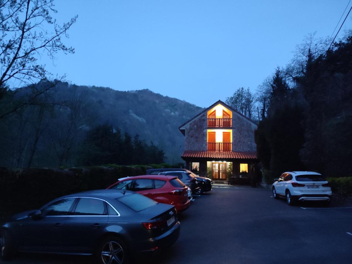 萨尔莫内拉酒店 Caño 外观 照片